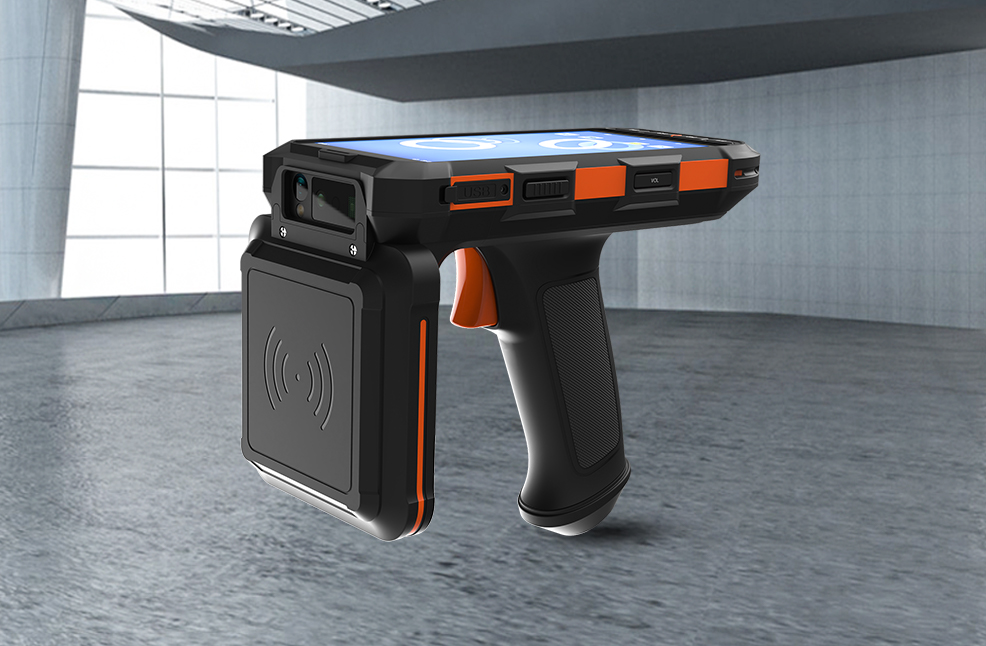 C6100 uhf rfid mobilusis terminalas su pistoleto rankena